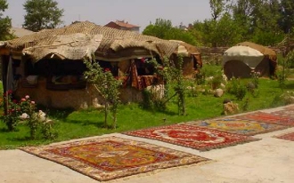 Artisan Crafted Wool Felt, Traditional Turkish Hali/Kilim